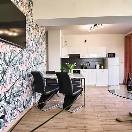 Apartament The Palm 35 By Housine Zator Exterior photo