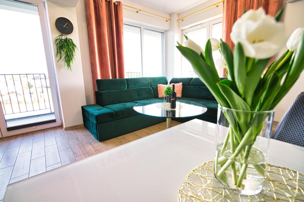 The Palm 35 By Housine Apartment