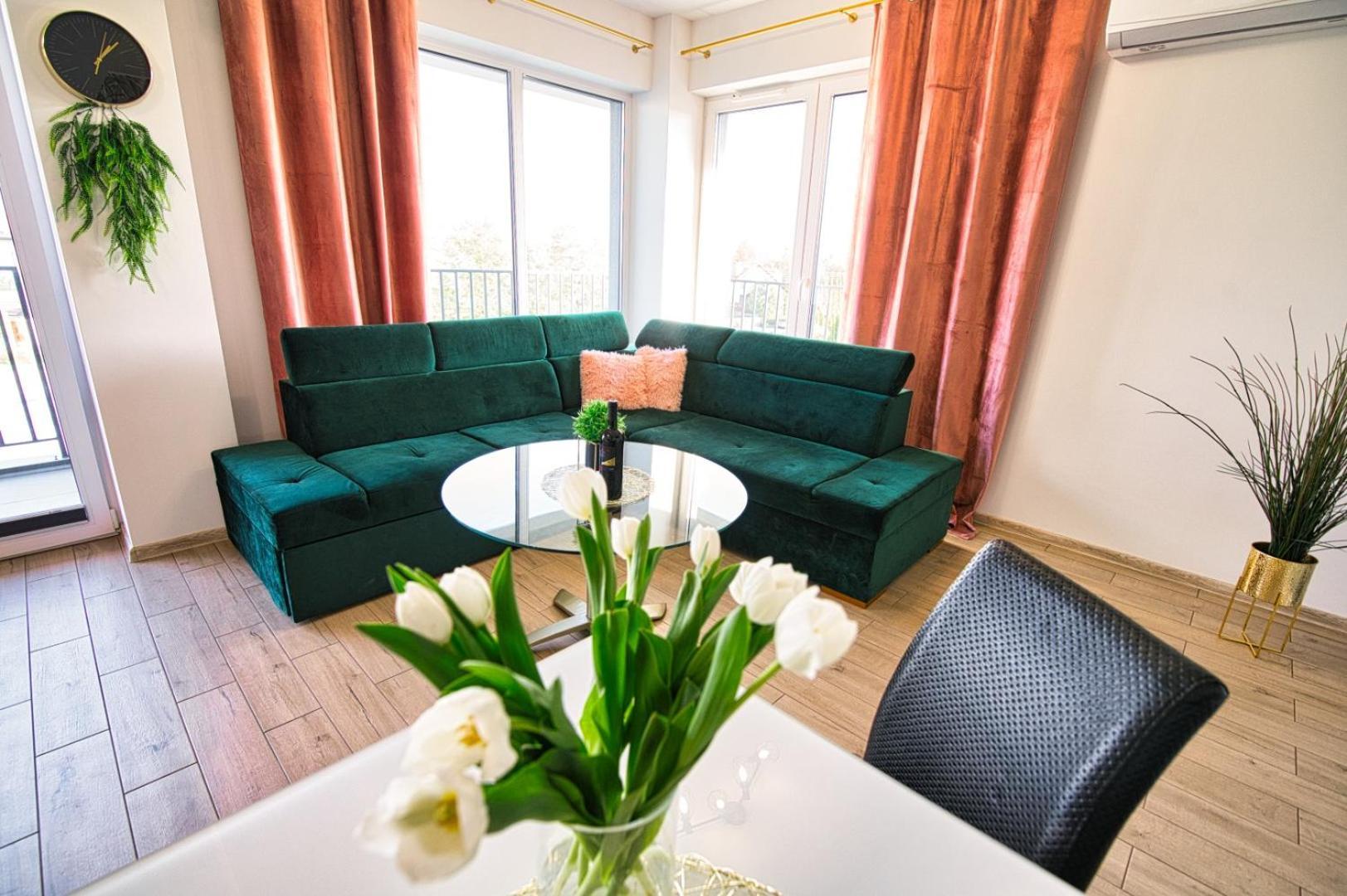 The Palm 35 By Housine Apartment